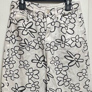 🌼 70s Inspired Sz 2 XS Wide Leg White Denim Black Floral Festival Pockets Grunge